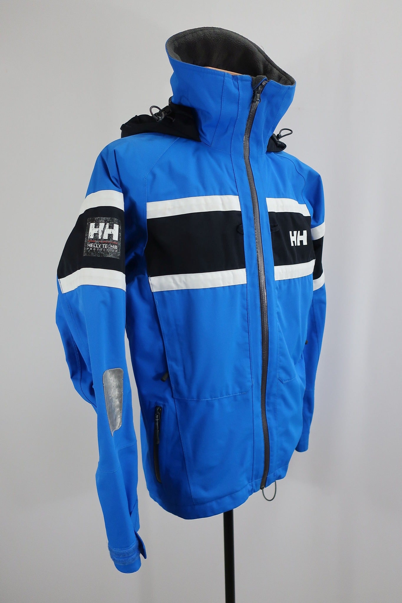HELLY HANSEN vyriška striukė S dydis