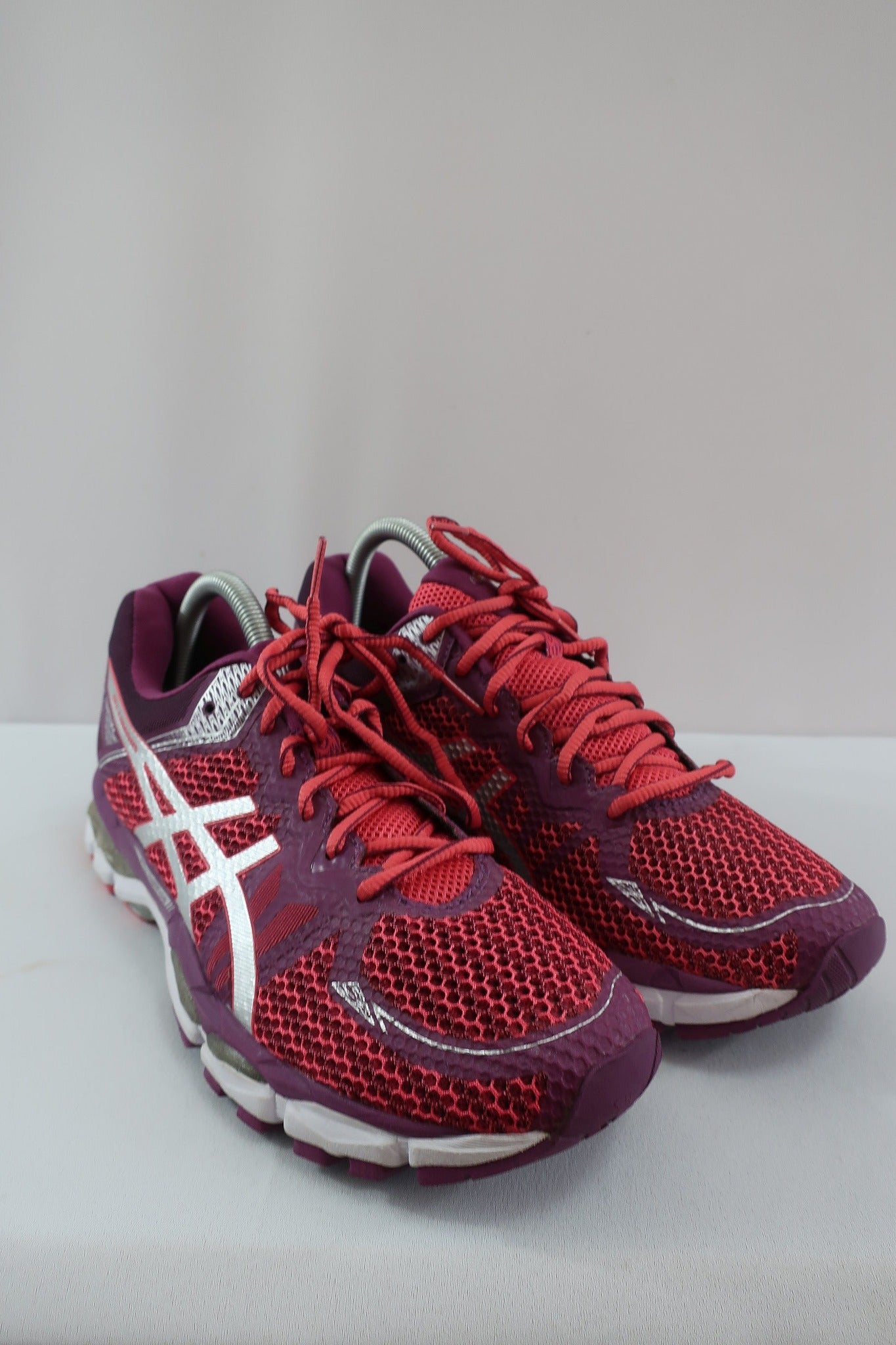 ASICS nauji sportiniai bateliai 42 dydis