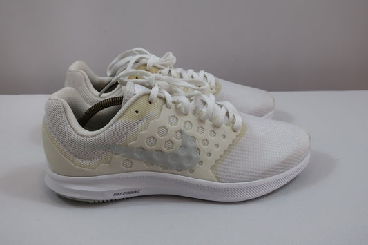 NIKE nauji sportiniai bateliai 40/40,5 dydis