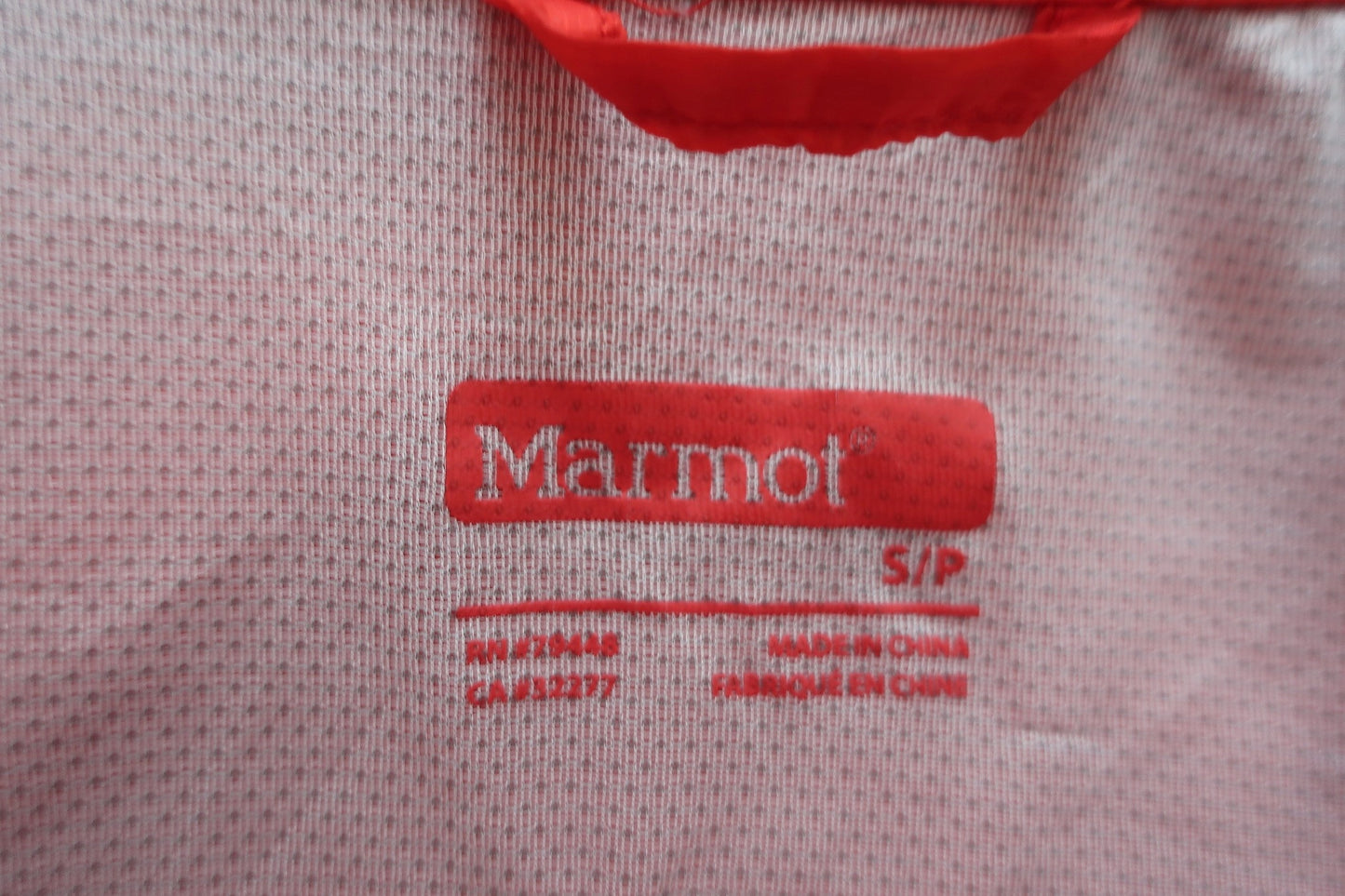 MARMOT moteriška sportinė striukė/ vėjinukė XS/S dydis