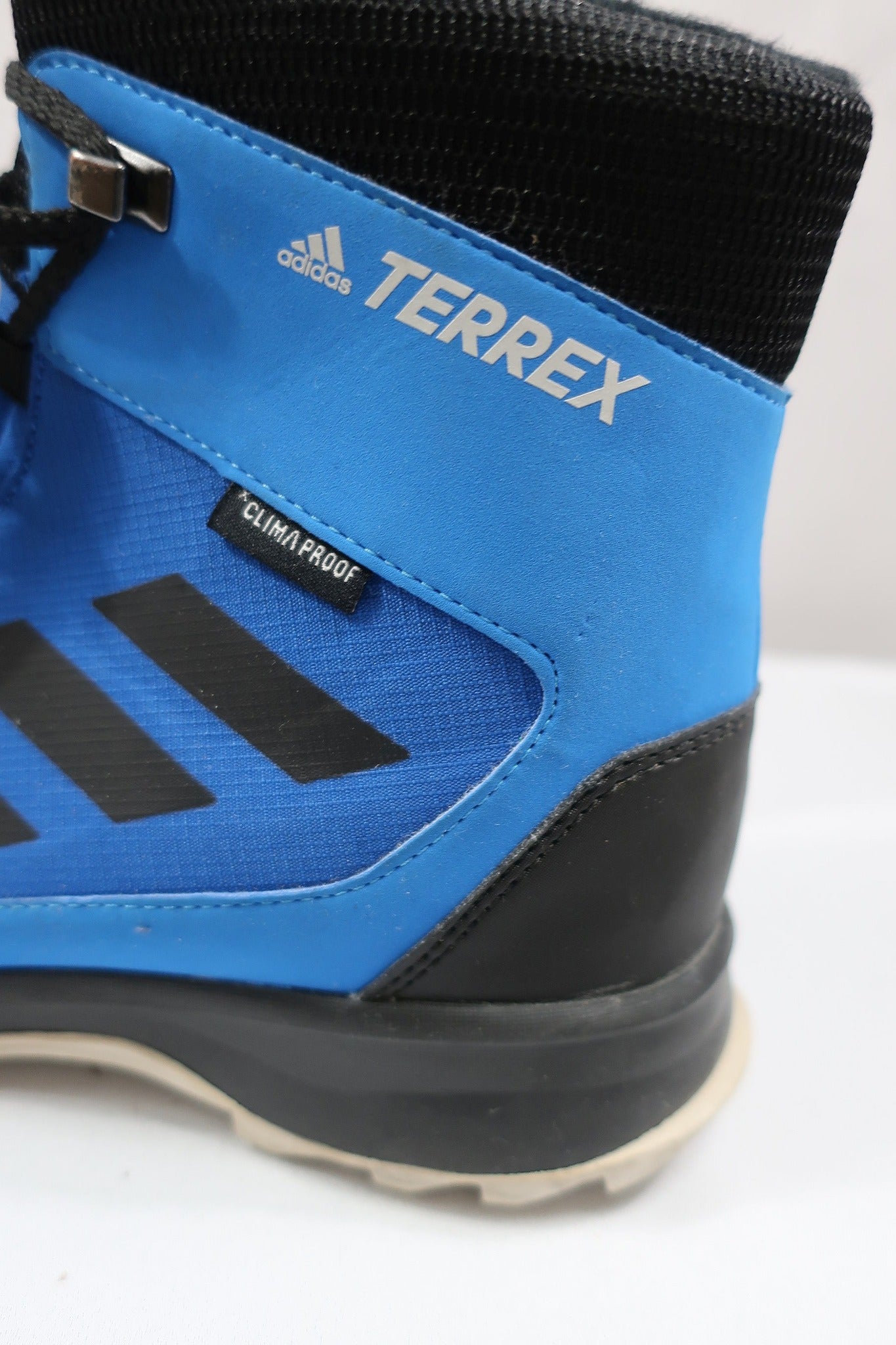 ADIDAS TERREX aulinukai su Primaloft 37/37,5 dydis