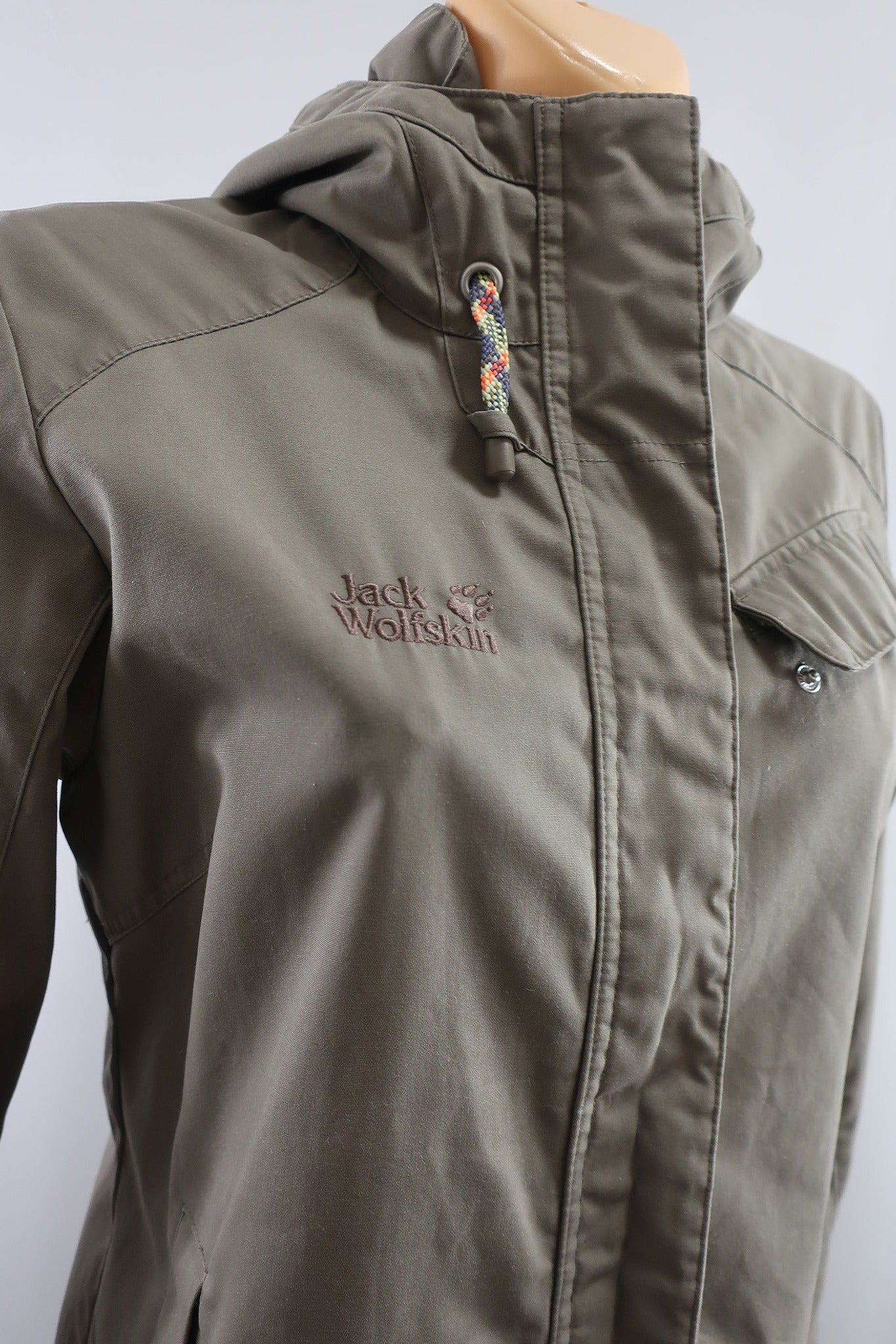 JACK WOLFSKIN moteriška striukė S/M dydis