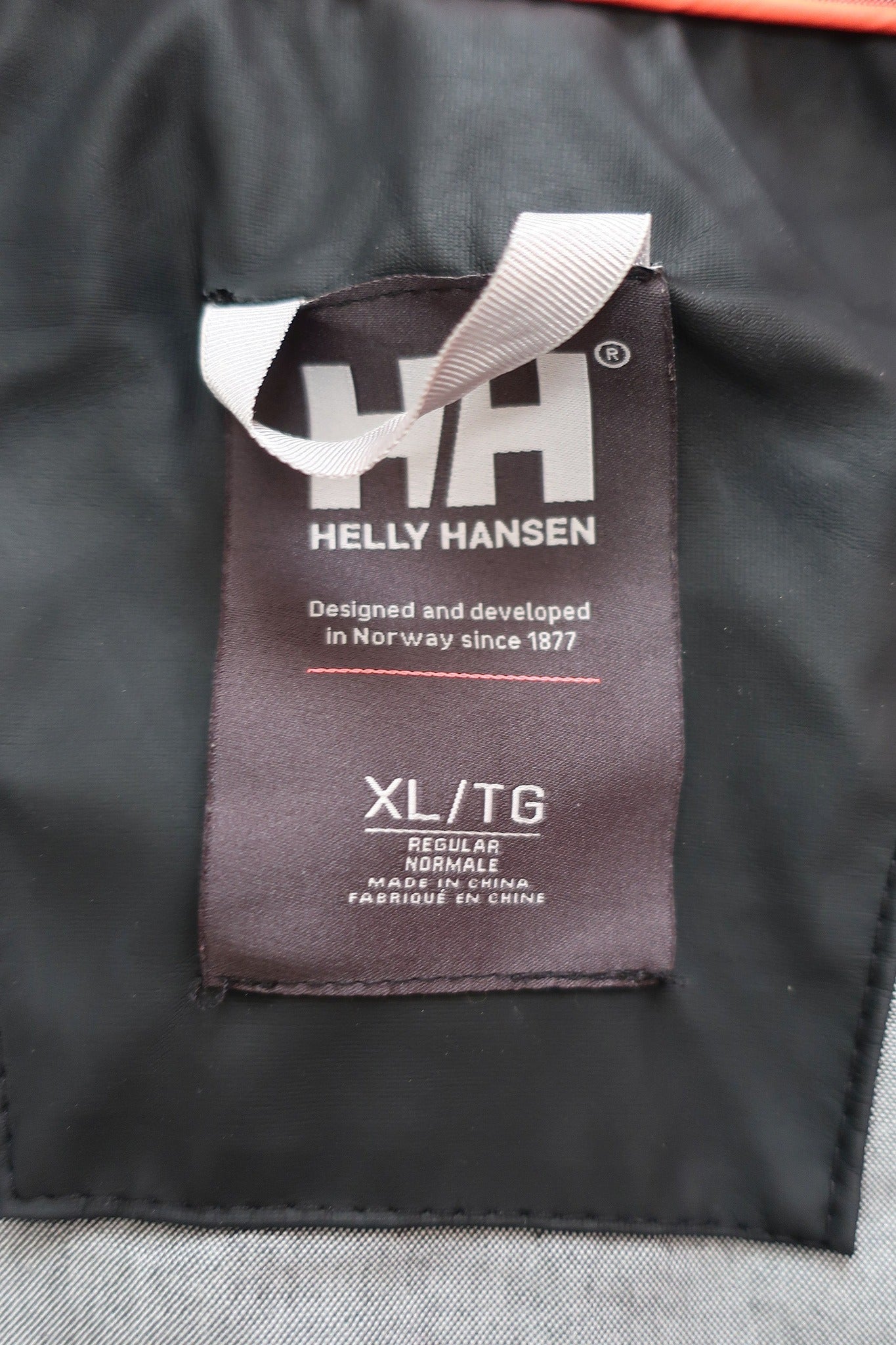 HELLY HANSEN moteriškas lietpaltis XL dydis