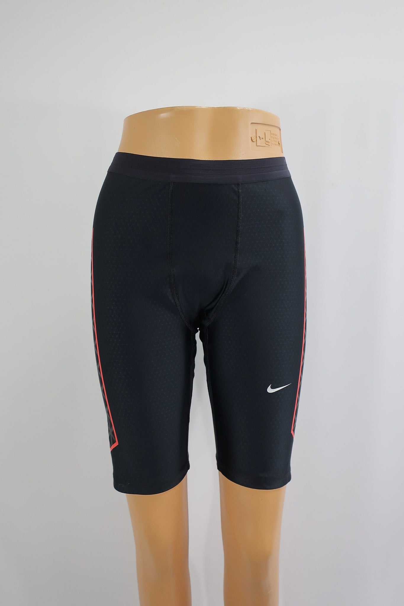 NIKE vyriški kompresiniai sportiniai šortai L/ XL dydis