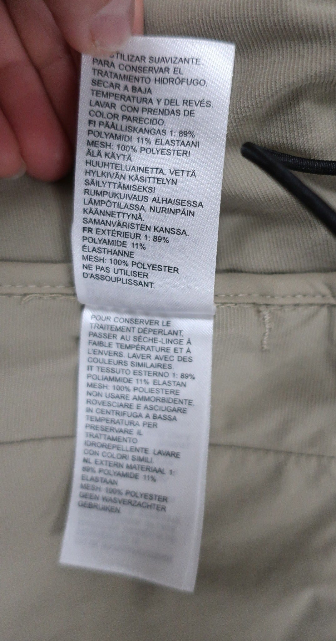 REVOLIUTION RACE moteriška lengva striukė/vėjinukė M dydis