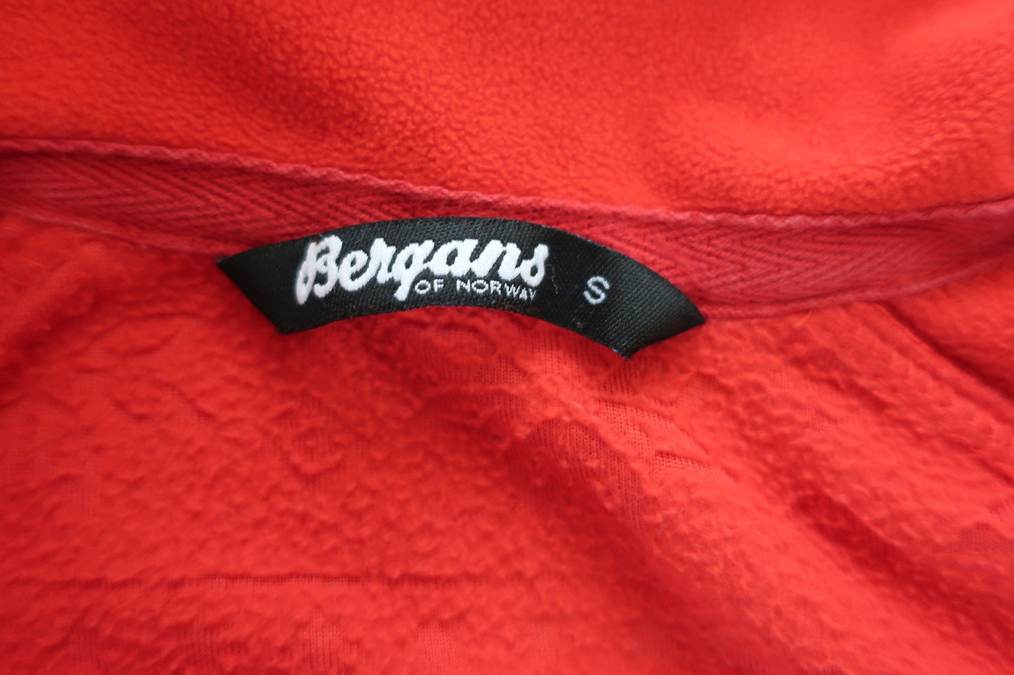 BERGANS moteriškas flisinis šiltukas S dydis