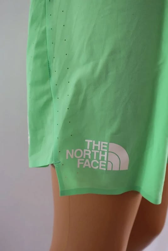 THE NORTH FACE vyriški sportiniai lengvi šortai M/L dydis