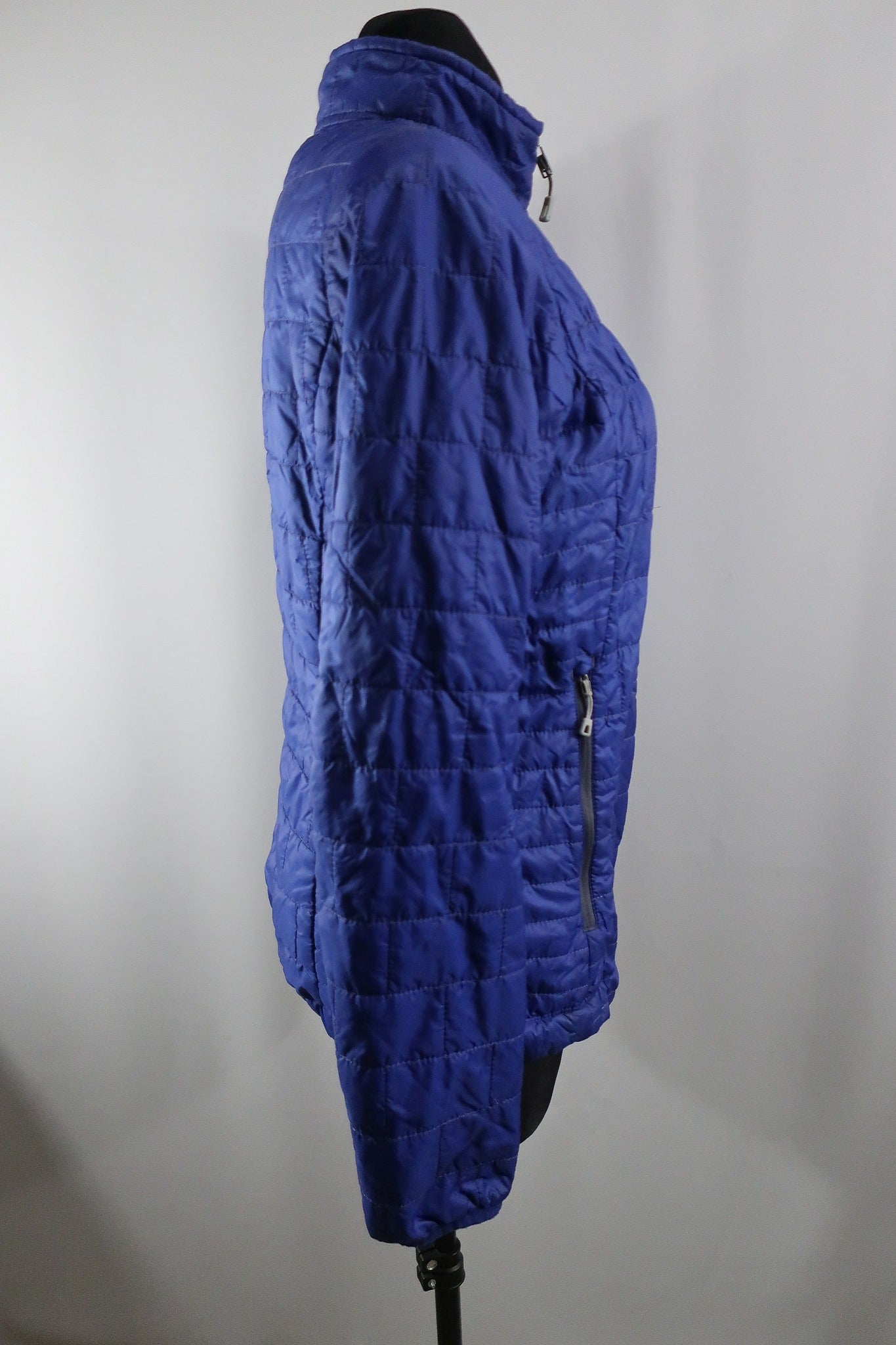 PATAGONIA lengva moteriška striukė su primaloft S/M dydis