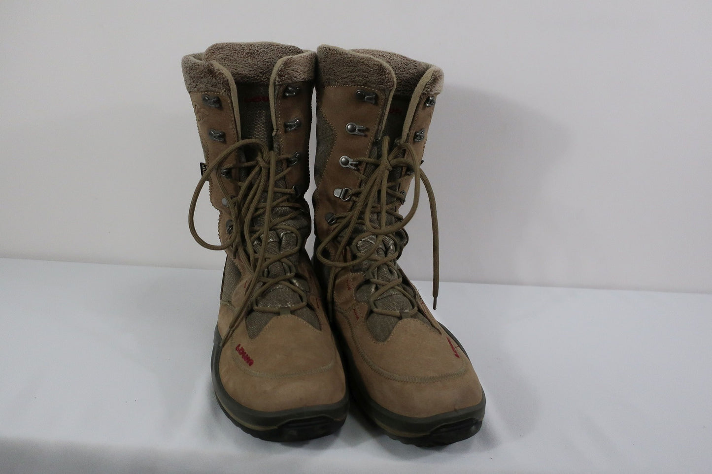 LOWA moteriški batai su Gore-tex 41,5 dydis