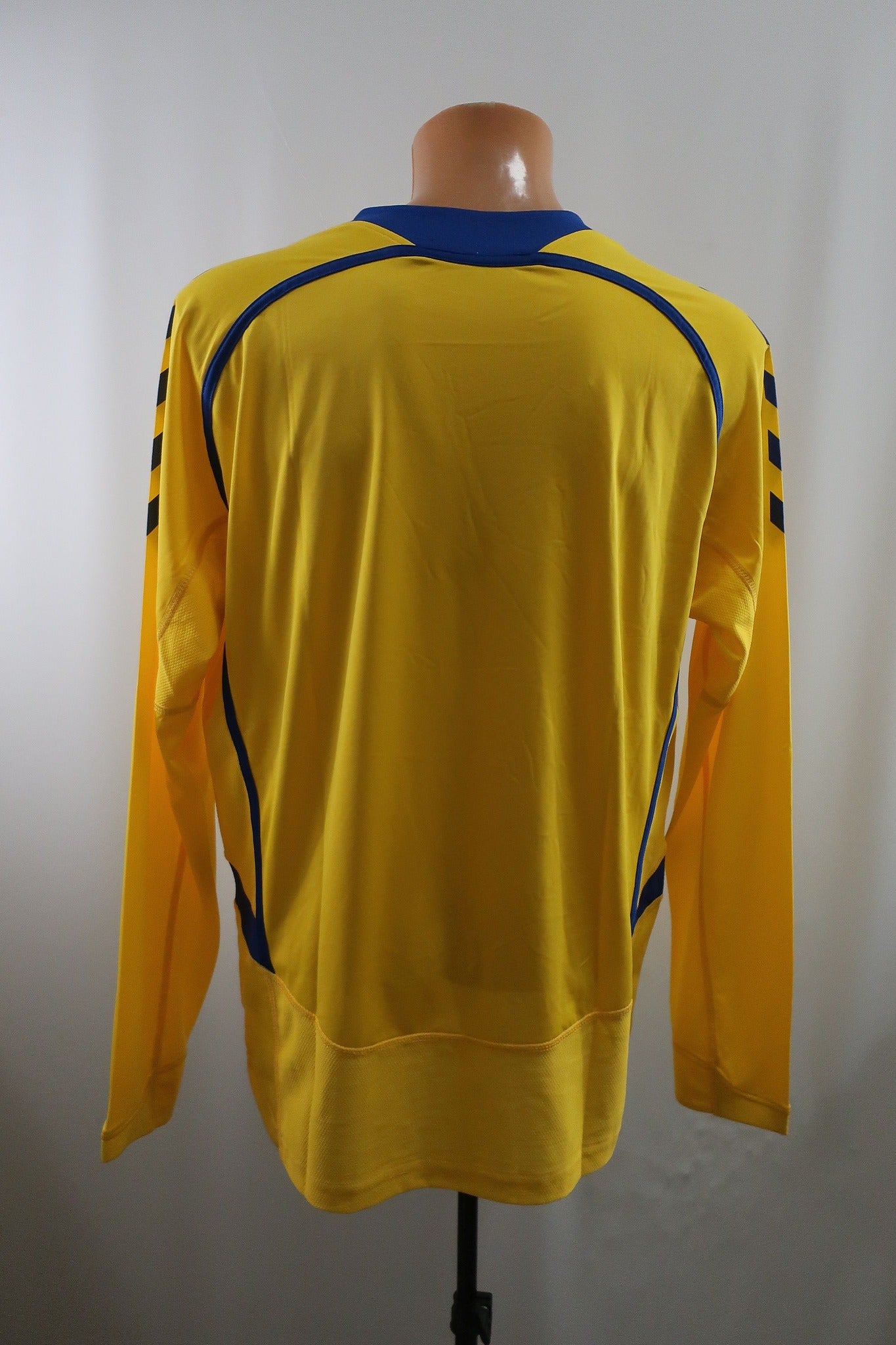 HUMMEL nauji vyriški sportiniai marškinėliai XL dydis.