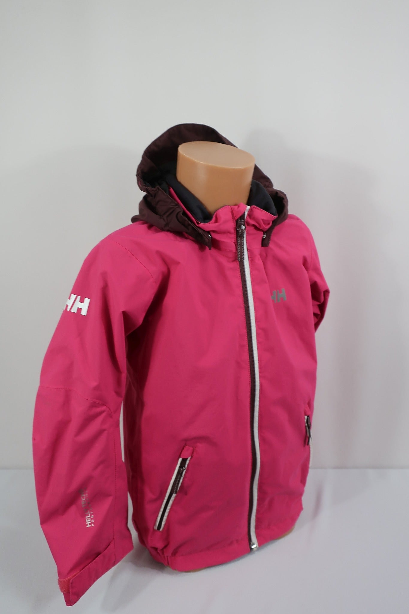 HELLY HANSEN vaikiška striukė 116 ūgiui