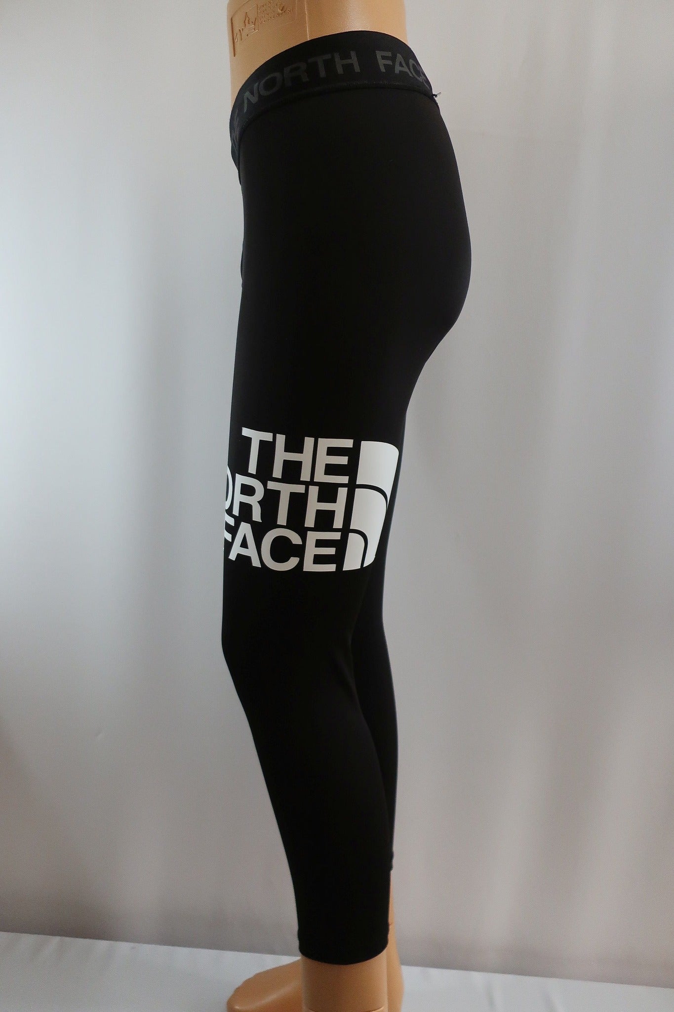 THE NORTH FACE moteriškos sportinės tamprės M dydis