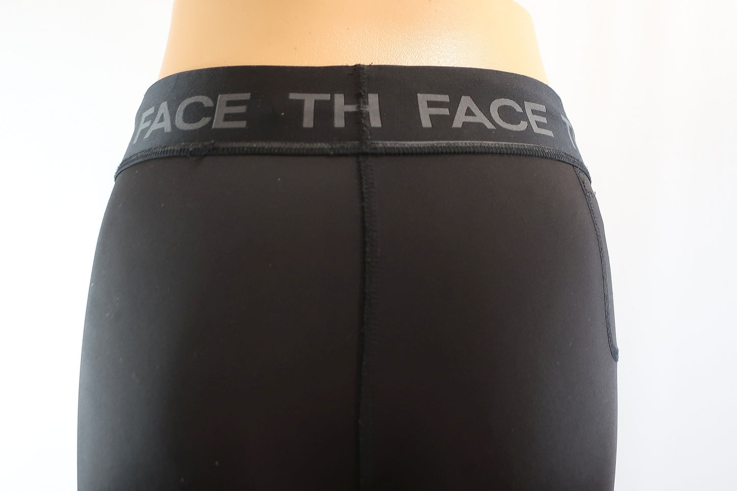 THE NORTH FACE moteriškos sportinės tamprės M dydis