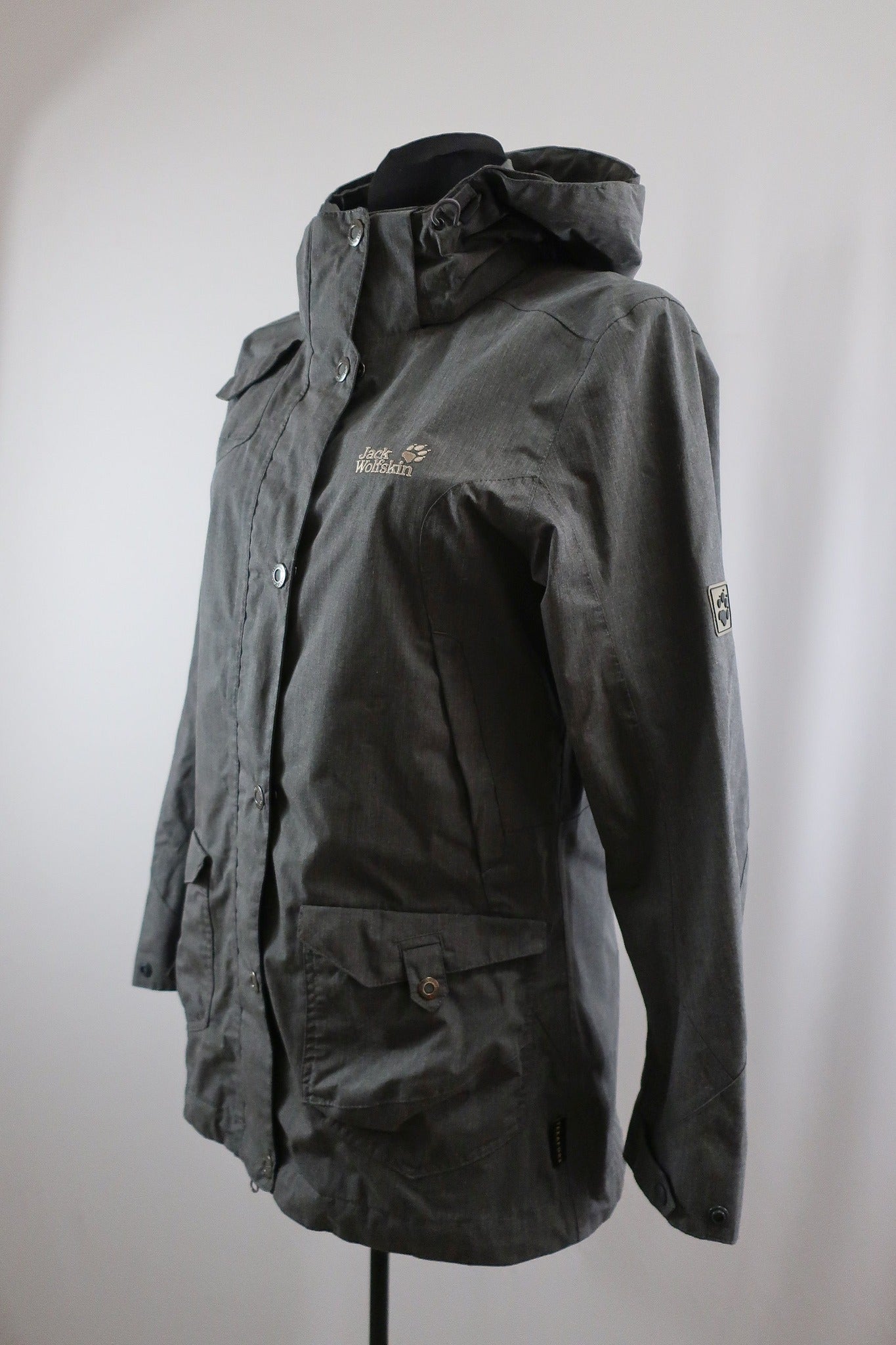 JACK WOLFSKIN moteriška striukė M dydis