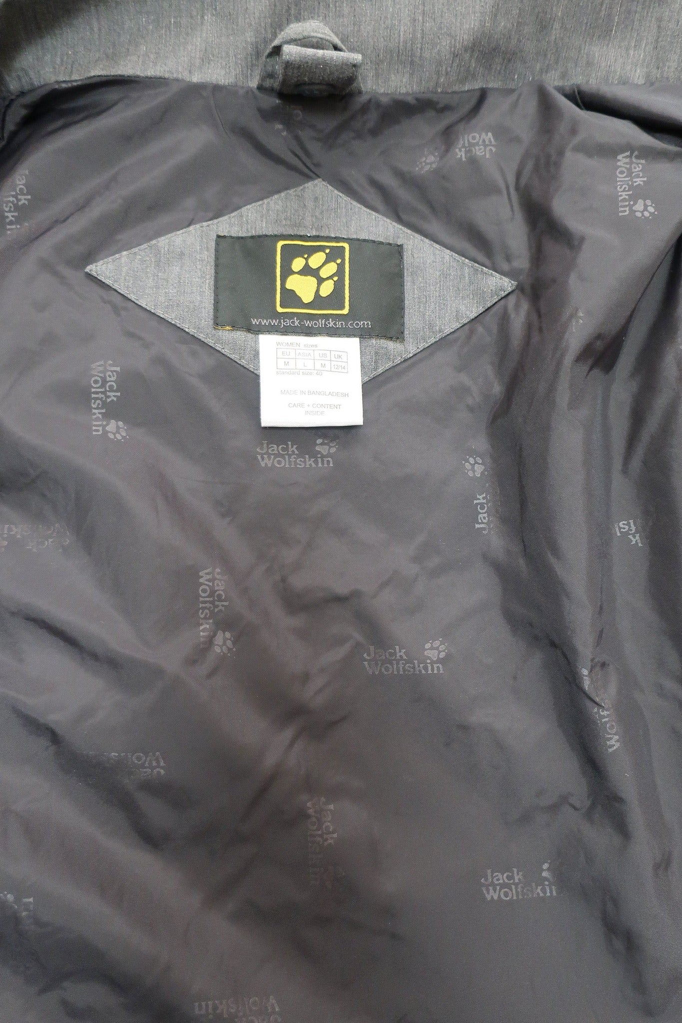 JACK WOLFSKIN moteriška striukė M dydis