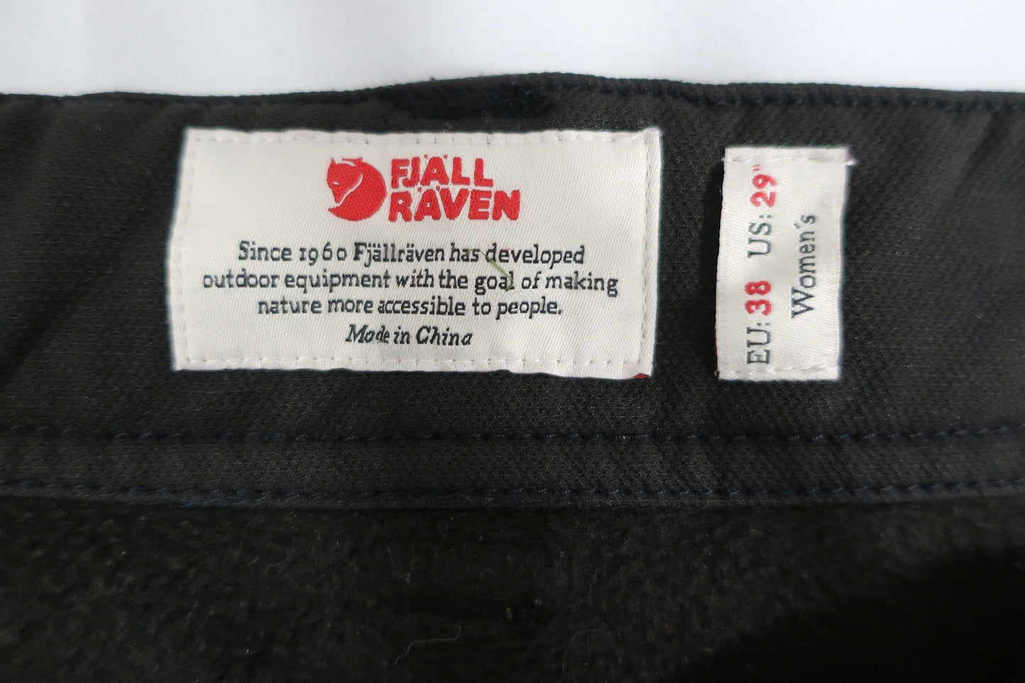 FJALLRAVEN moteriškos softšelinės laisvalaikio kelnės 38 dydis