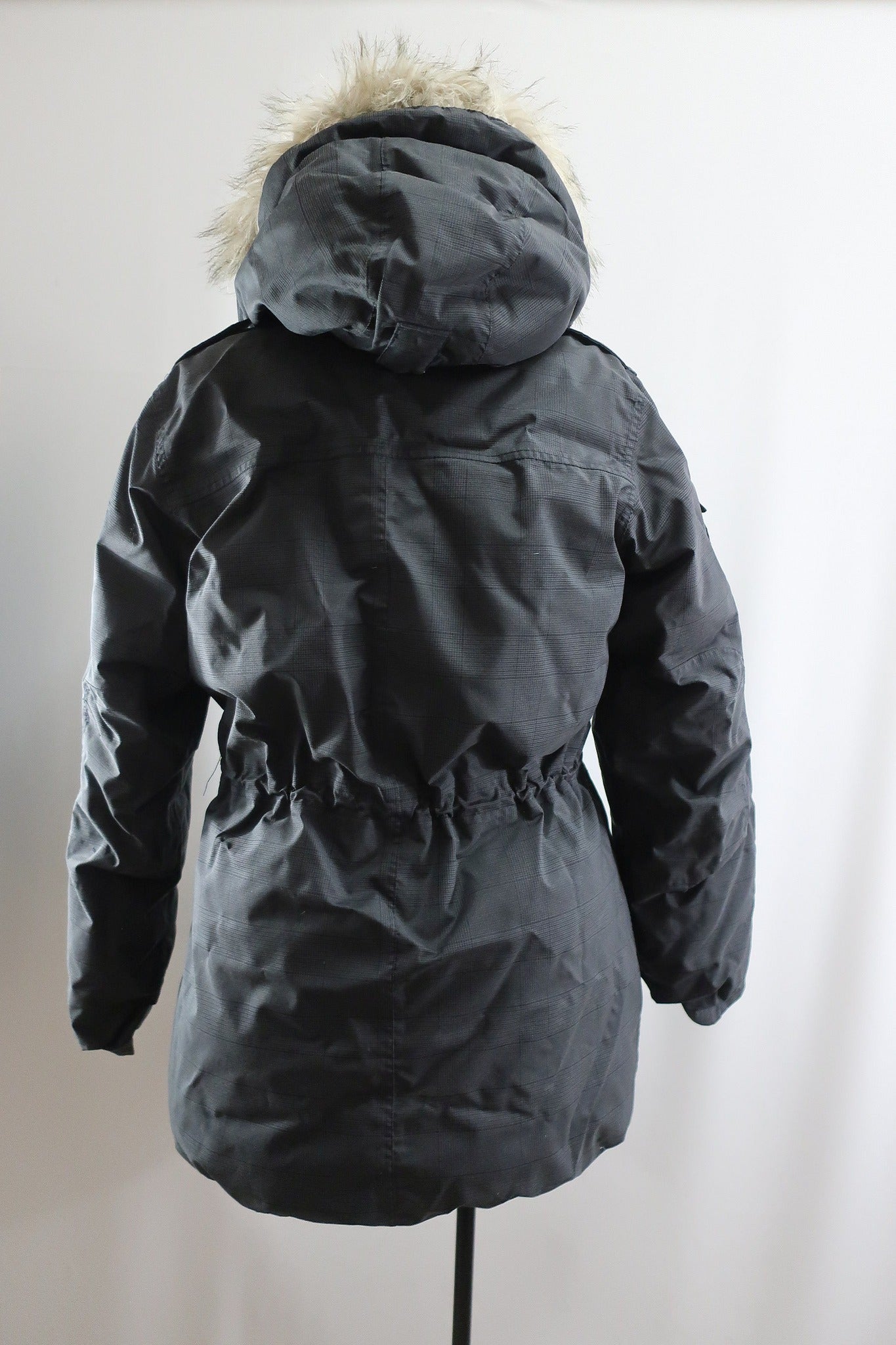 BERGANS moteriška pūkinė parka/ilga striukė/puspaltis L dydis