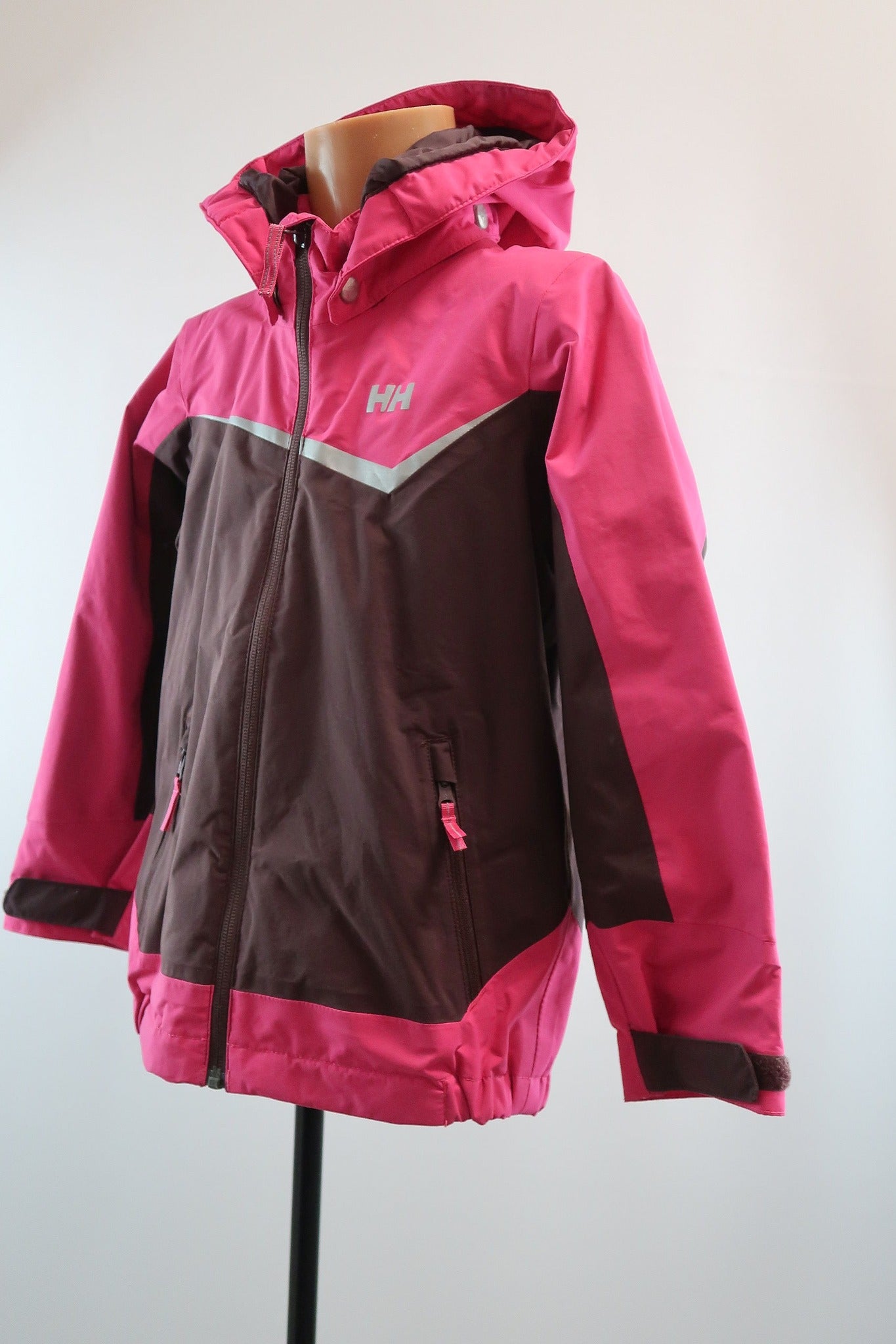 HELLY HANSEN vaikiška striukė 116 ūgiui
