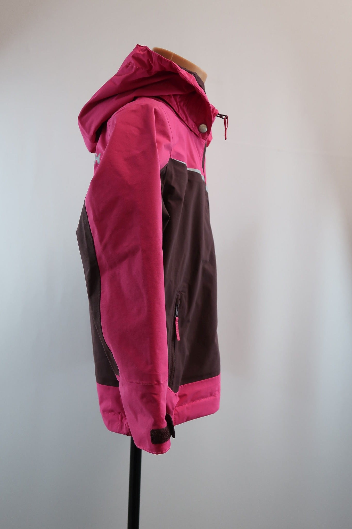 HELLY HANSEN vaikiška striukė 116 ūgiui