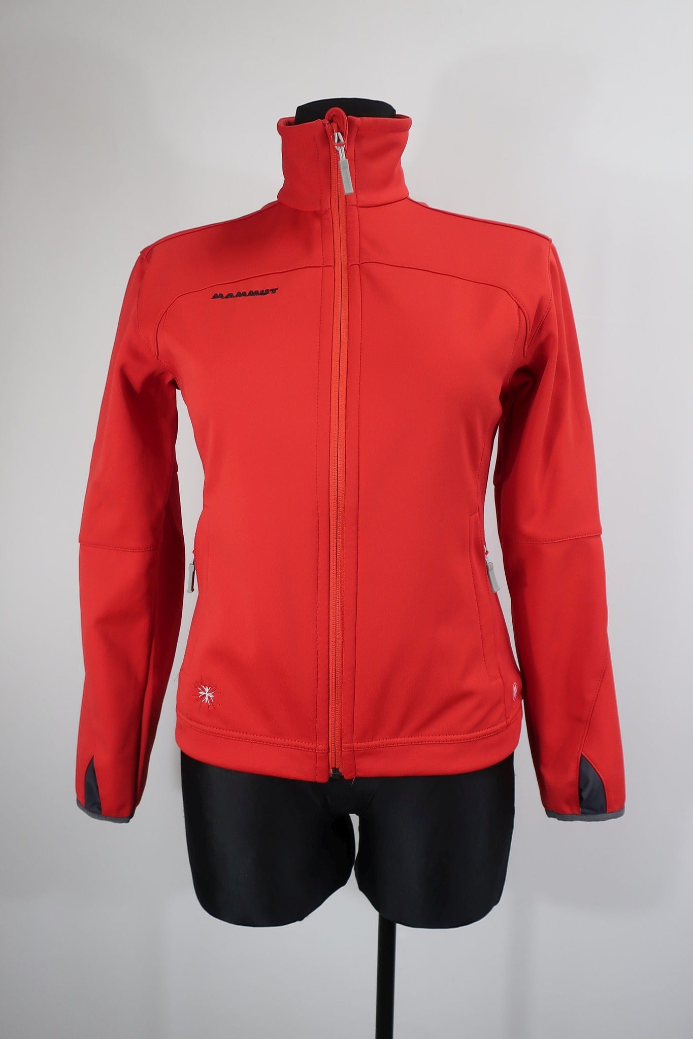 MAMMUT moteriška softšelinė striukė S dydis
