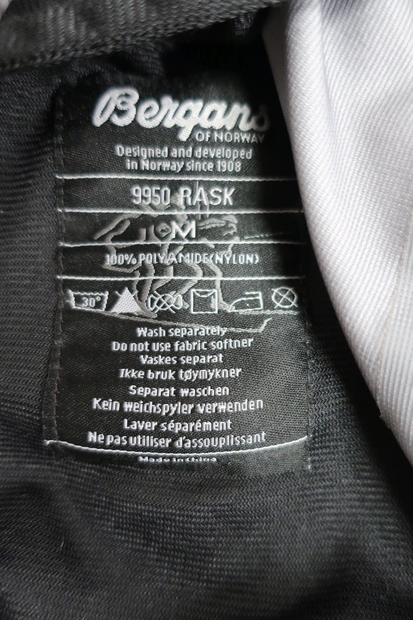 BERGANS vyriškos membraninės neperšlampančios laisvalaikio kelnės M dydis