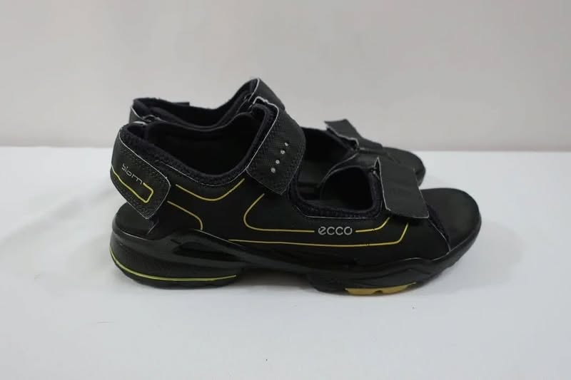 ECCO sandalai/basutės 39 dydis