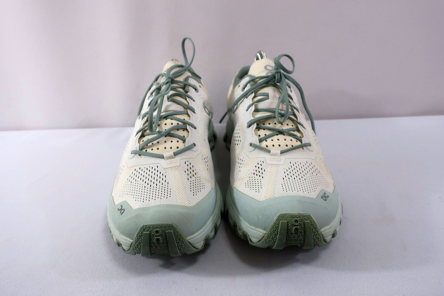 ON CLOUD (Swiss Engineering) sportiniai batai 40/40,5 dydis