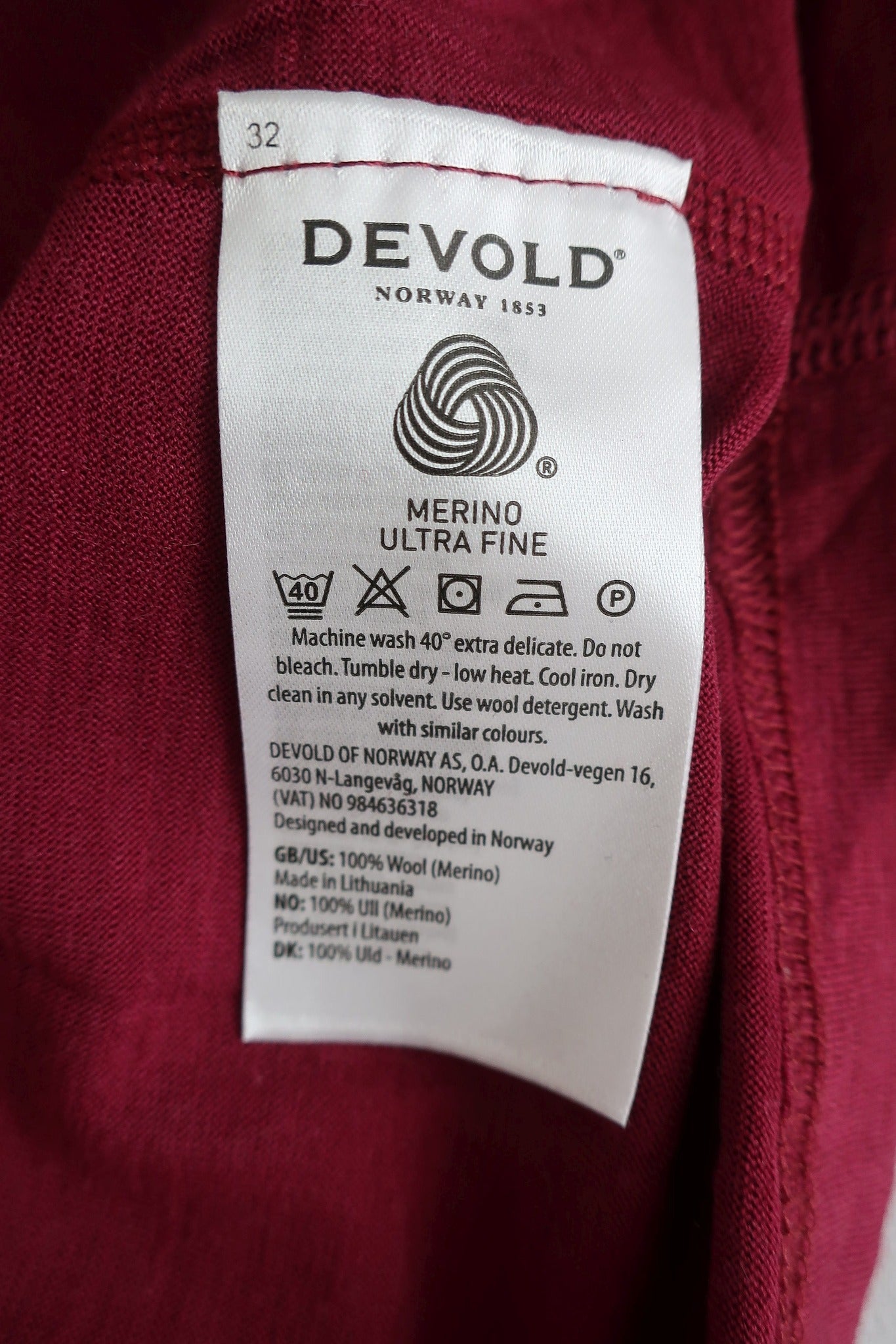 DEVOLD nauji moteriški marškinėliai su merino vilna XS/S dydis