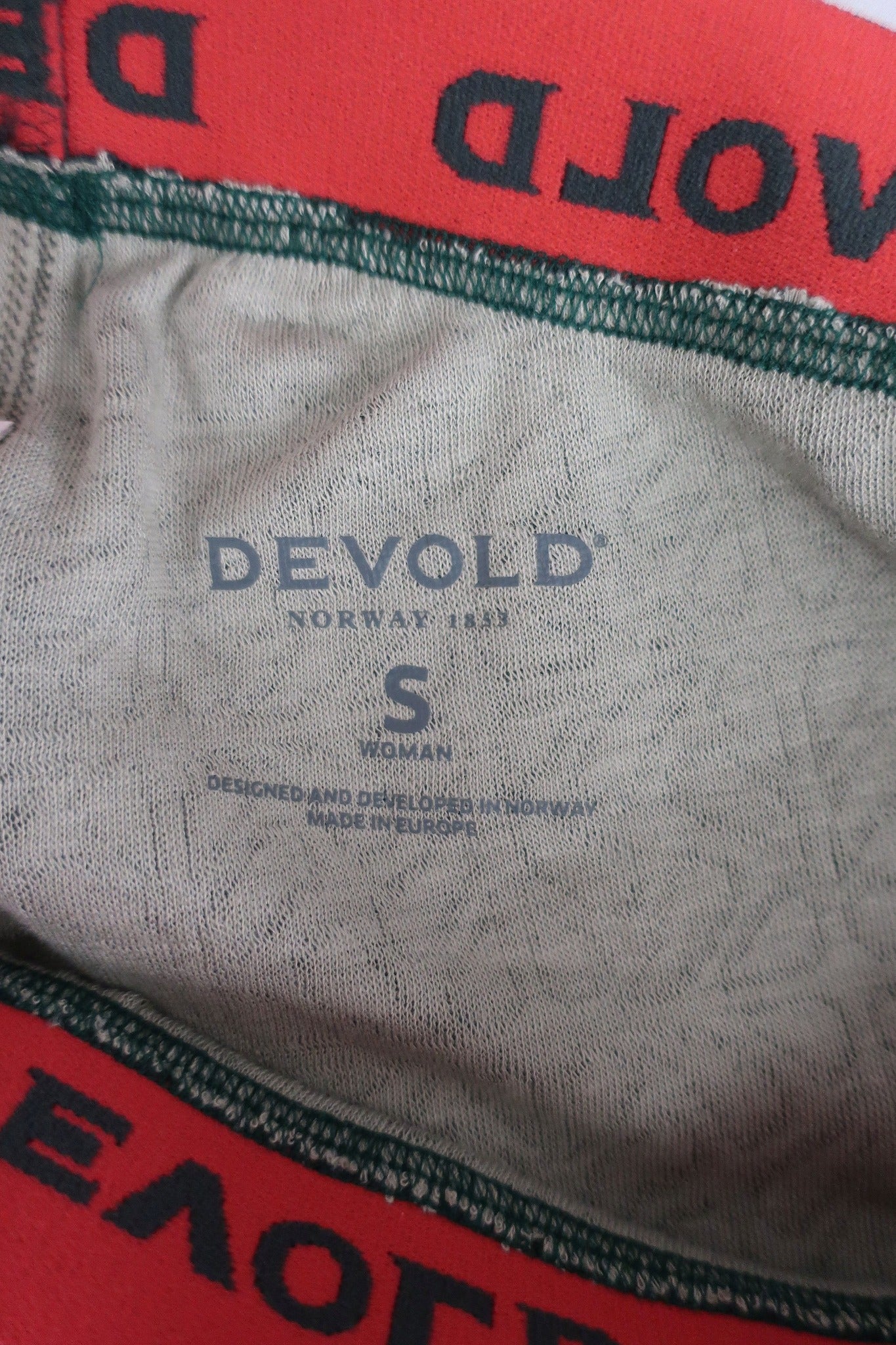 DEVOLD naujos moteriškos merino vilnos termo kelnės S dydis