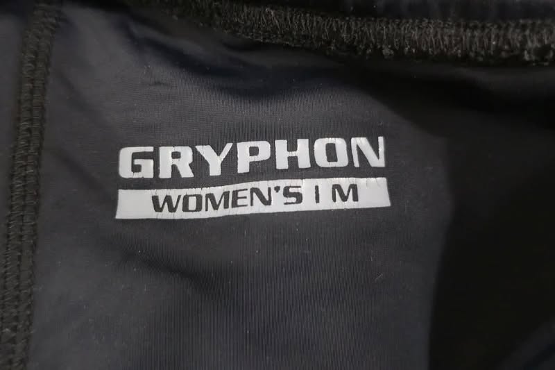 GRYPHON naujas sportinis sijonas/šortai M dydis