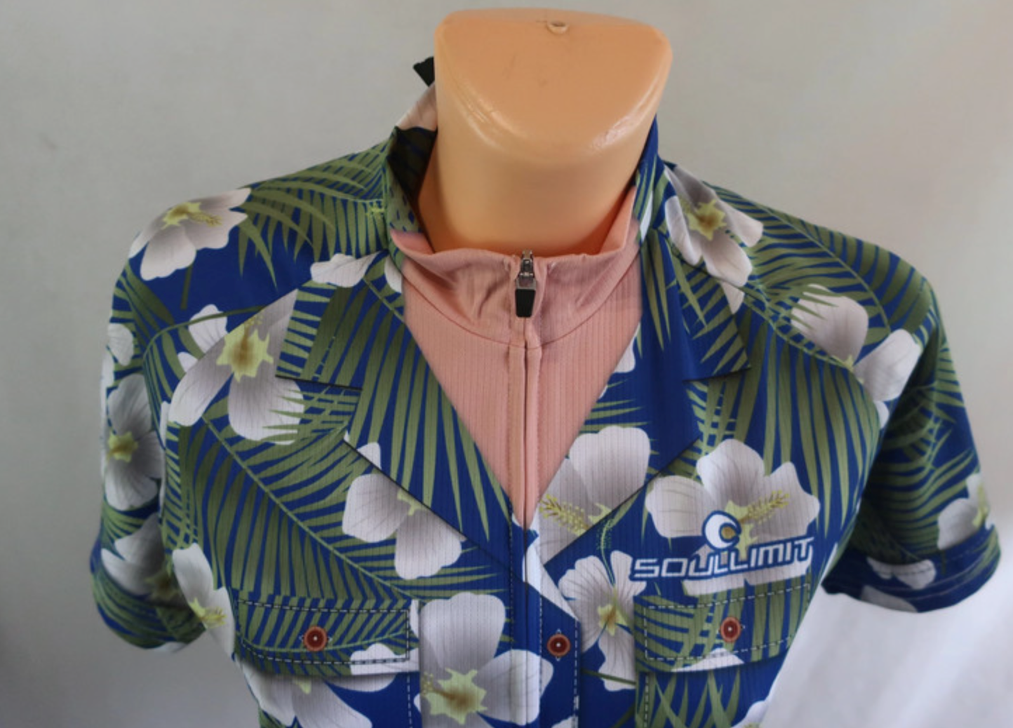 Soullimitwear moteriški nauji sportiniai marškinėliai S dydis