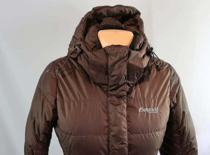 Bergans moteriškas pūkinis paltas XS dydis