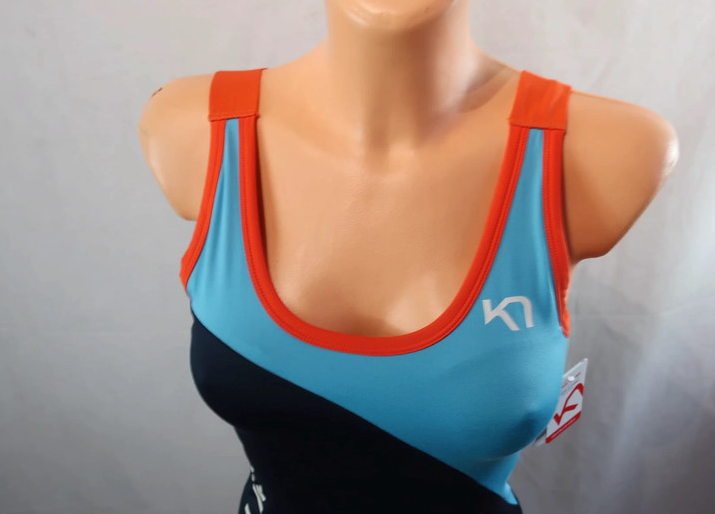 Karitraa moteriški nauji sportiniai marškinėliai XS dydis