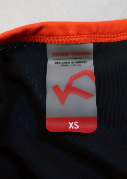 Karitraa moteriški nauji sportiniai marškinėliai XS dydis