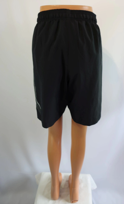 Under Armour vyriški šortai S dydis
