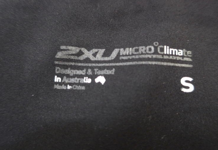 2XU moteriškas sportinis švarkelis/striukė S dydis