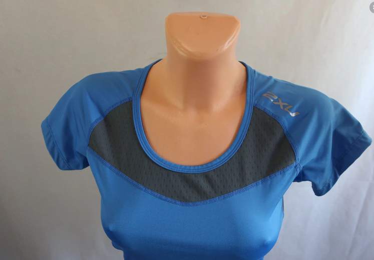 2XU moteriško kompresiniai sportiniai marškinėliai M/L dydis
