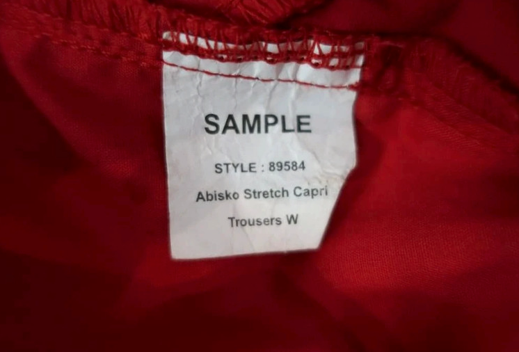 Fjallraven moteriški bridžai/ilgesni šortai 38 dydis