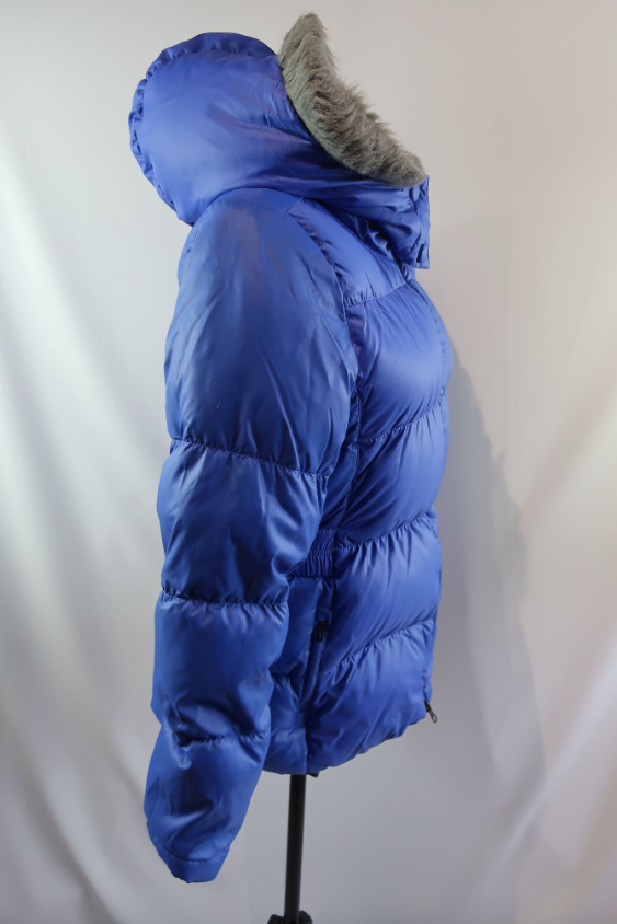 ADIDAS moteriška pūkinė striukė 36/38 dydis.