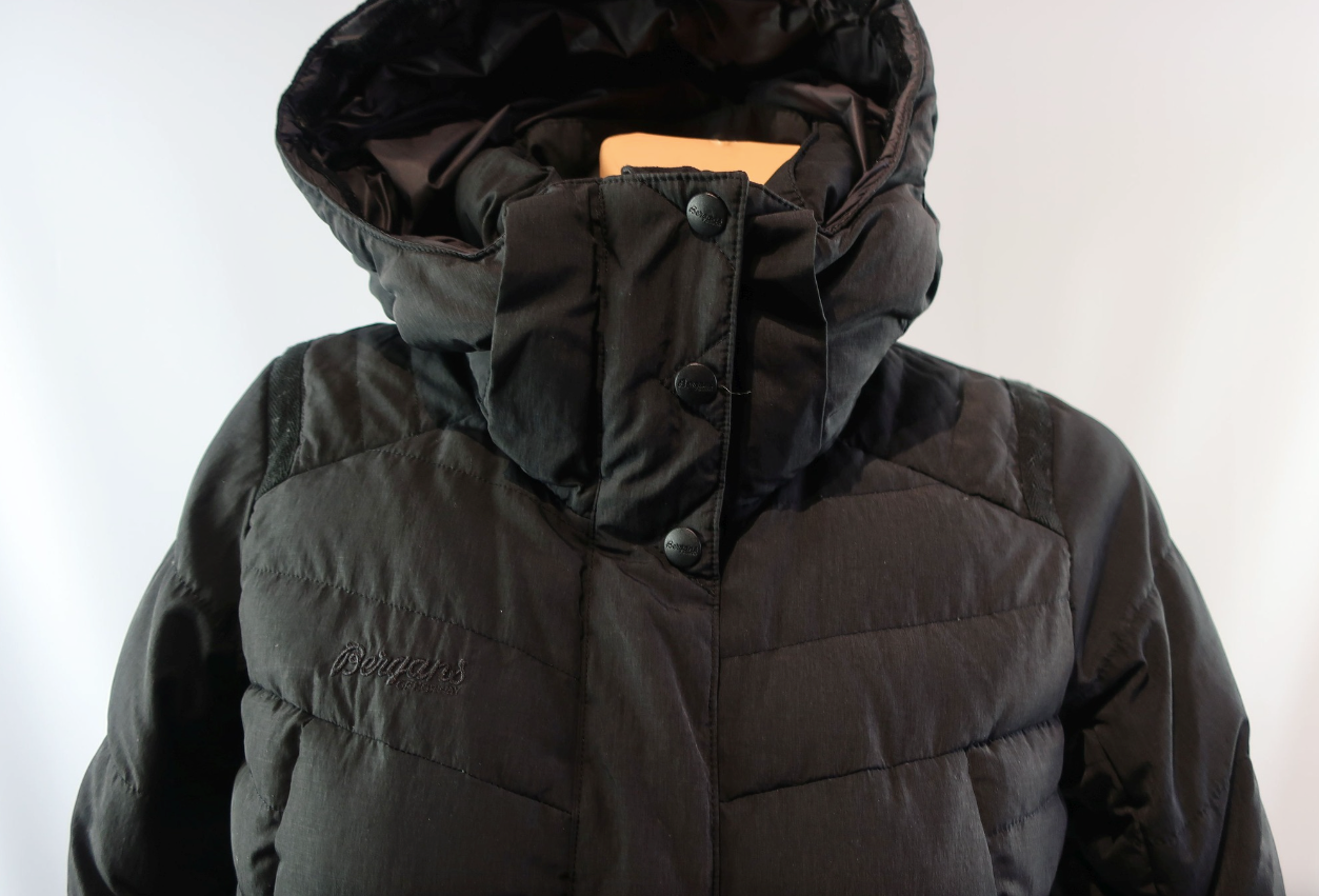 BERGANS moteriškas pūkinis puspaltis XS/S dydis