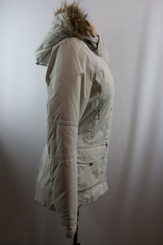 ICEPEAK nauja moteriška šilta striukė/parka 36 dydis.