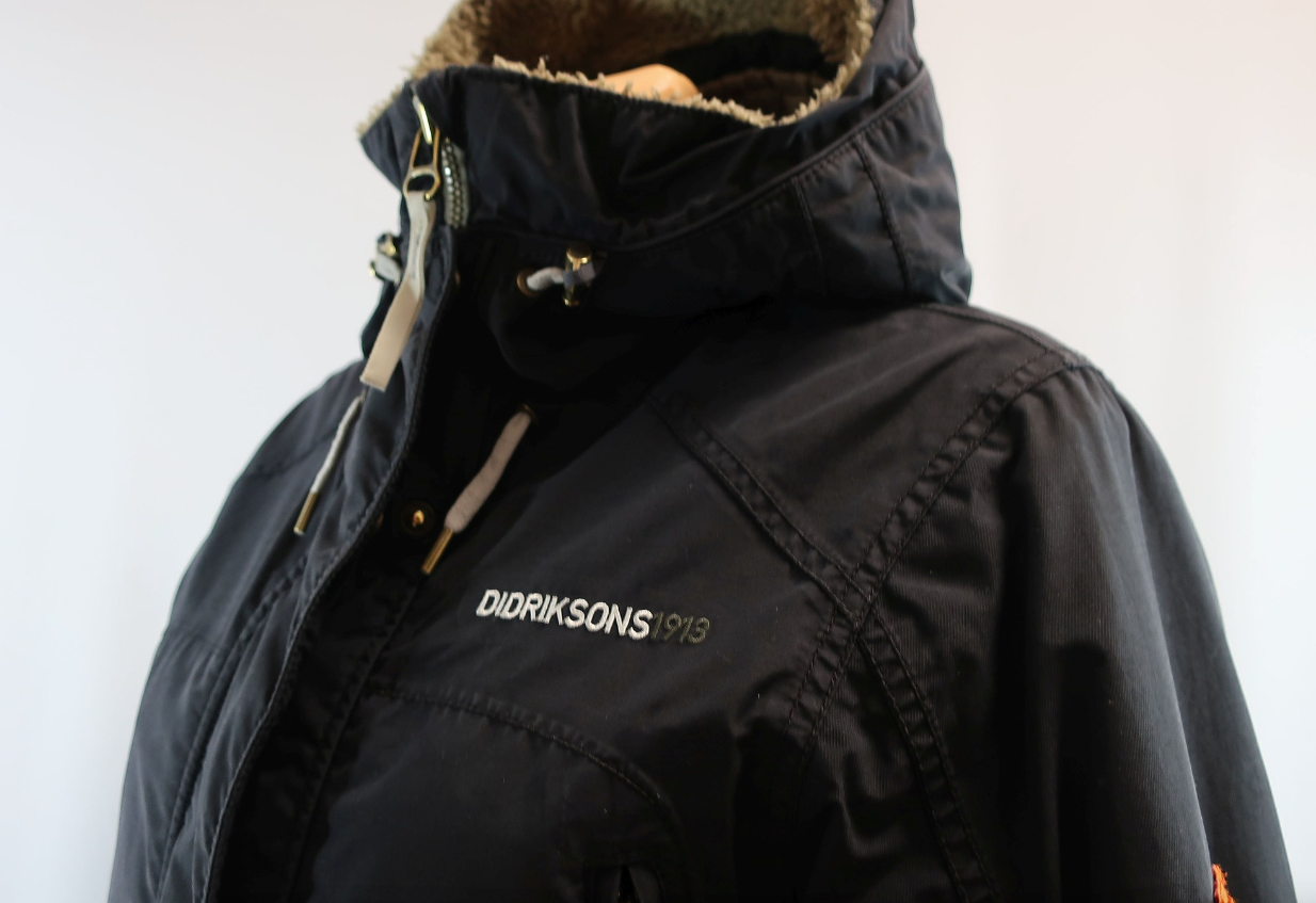 DIDRIKSONS moteriškas puspaltis/parka 38 dydis