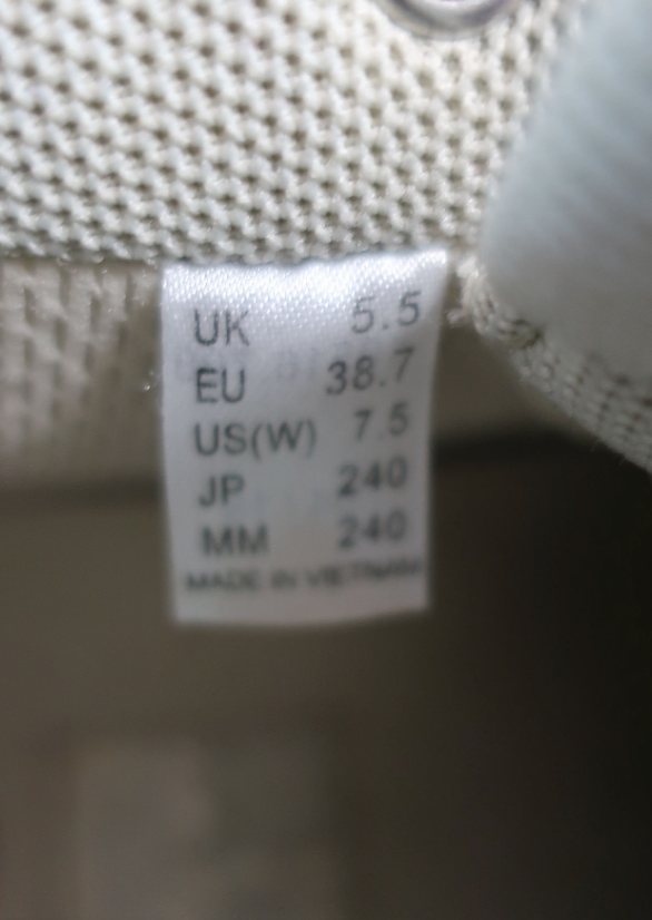HELLY HANSEN odiniai aulinukai 38 dydis