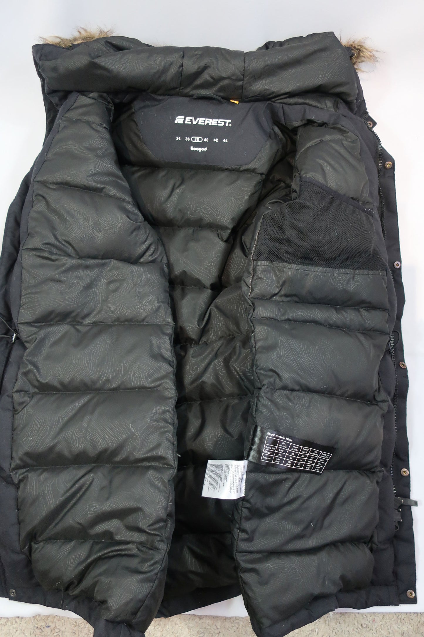EVEREST moteriškas pūkinis puspaltis/parka 36/38 dydis