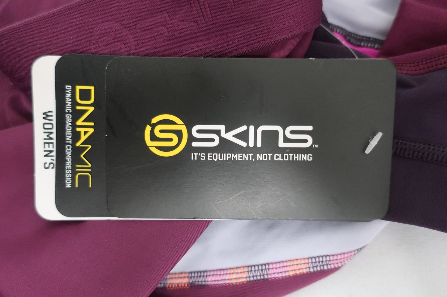 SKINS naujos moteriškos kompresinės sportinės tamprės S dydis