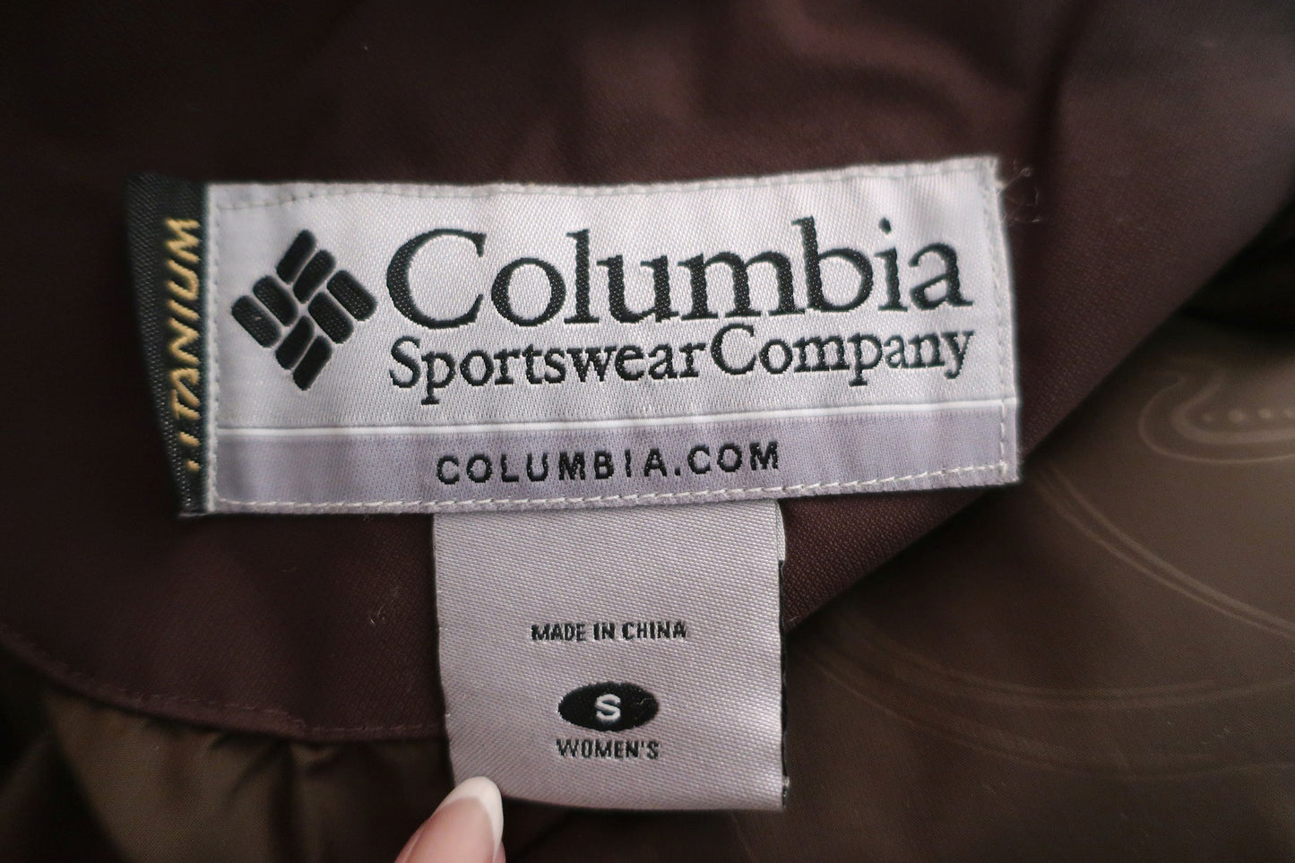 COLUMBIA moteriška pūkinė striukė S dydis