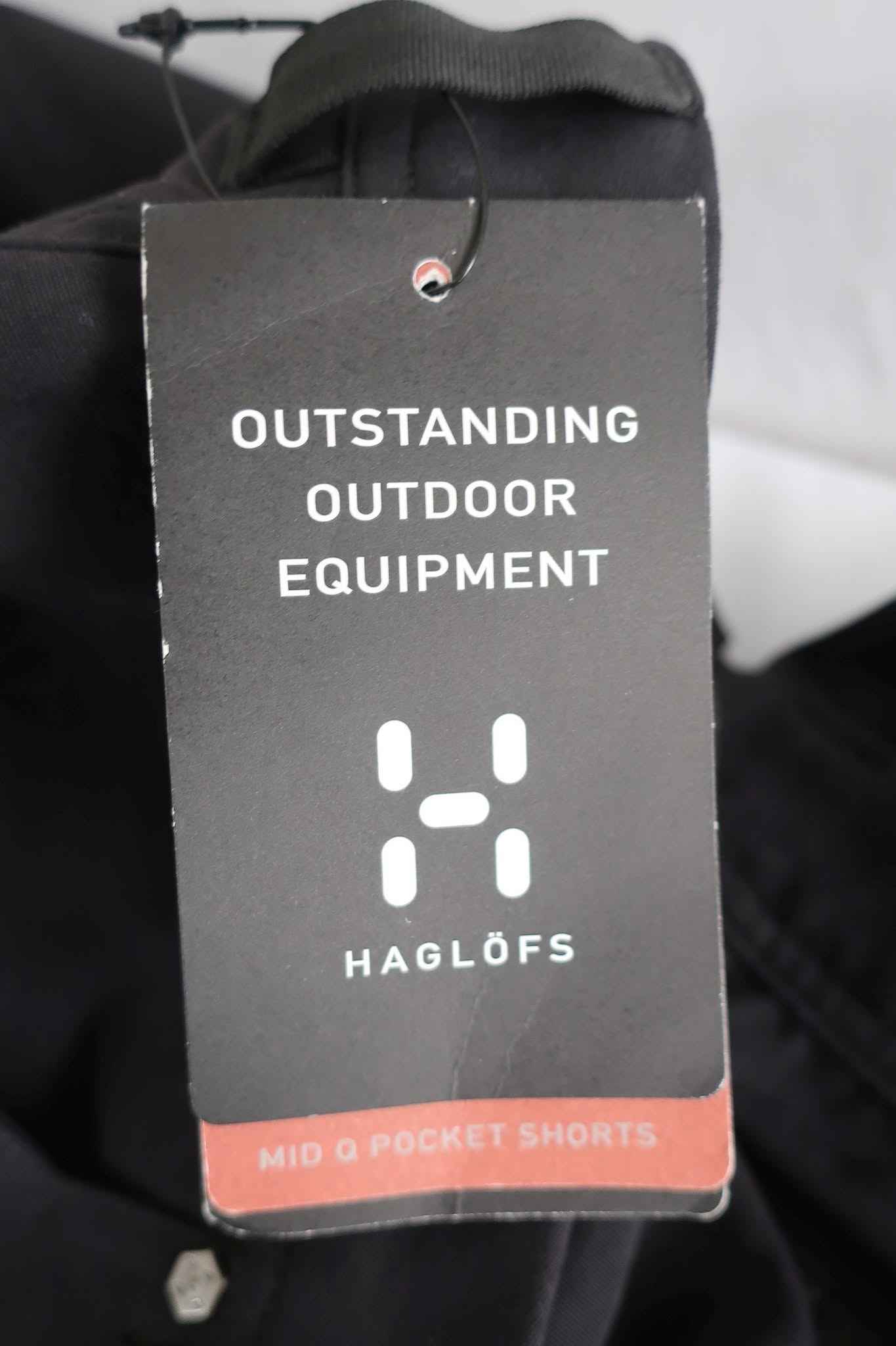 HAGLOFS nauji moteriški šortai 40 dydis