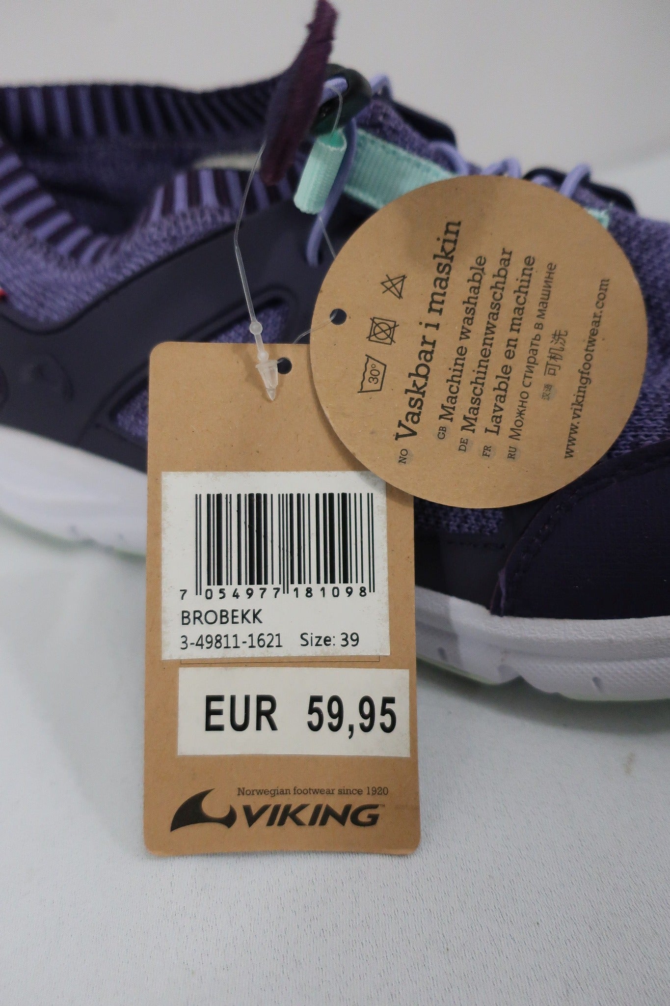 VIKING nauji laisvalaikio batai 39 dydis