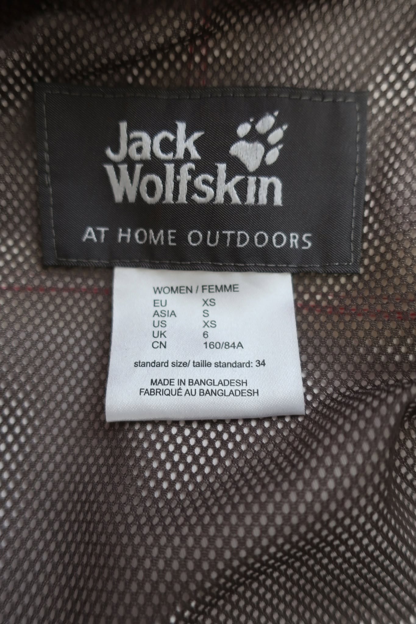 JACK WOLFSKIN moteriška striukė XS dydis