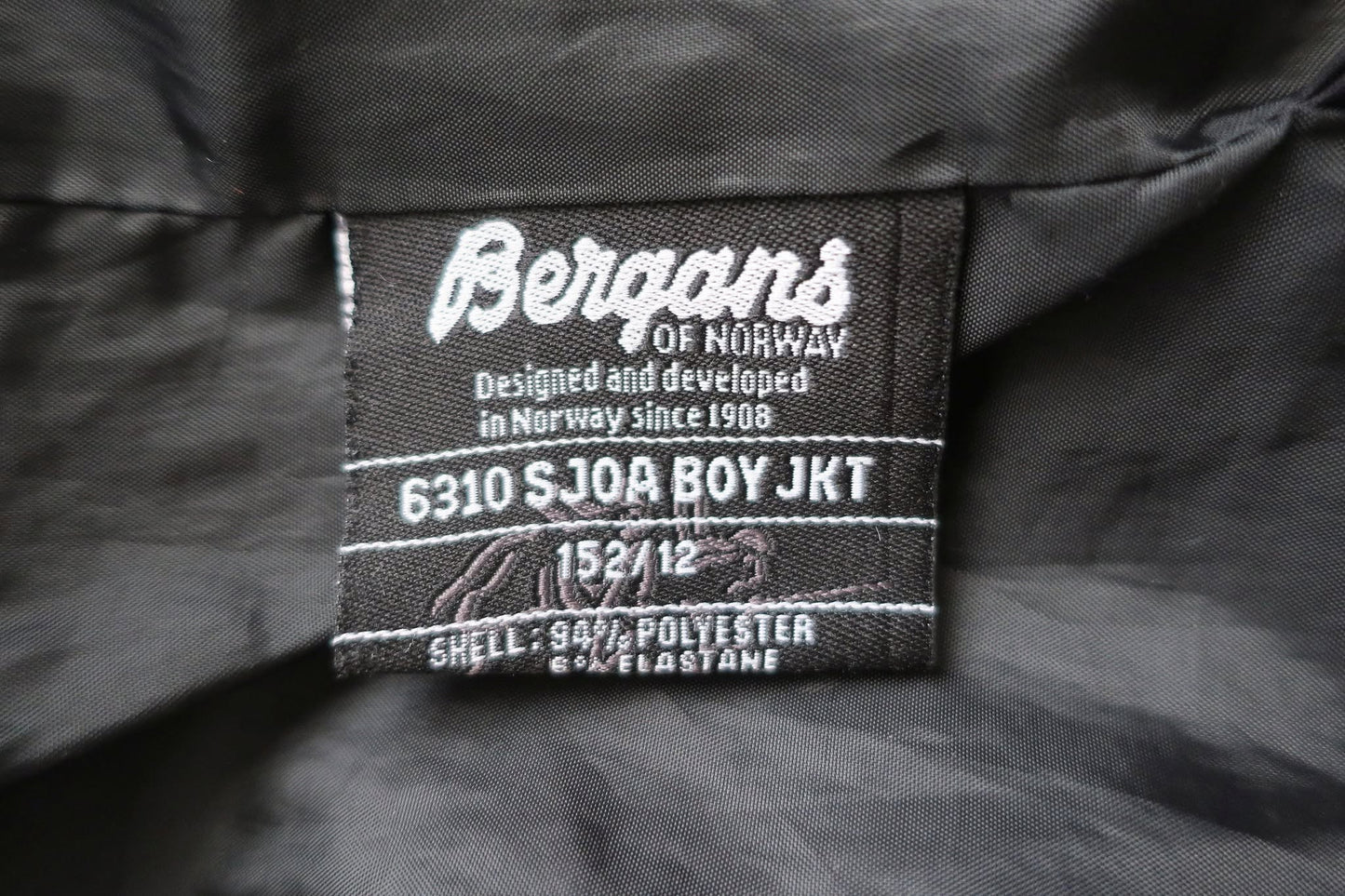 BERGANS membraninė striukė 152 ūgiui